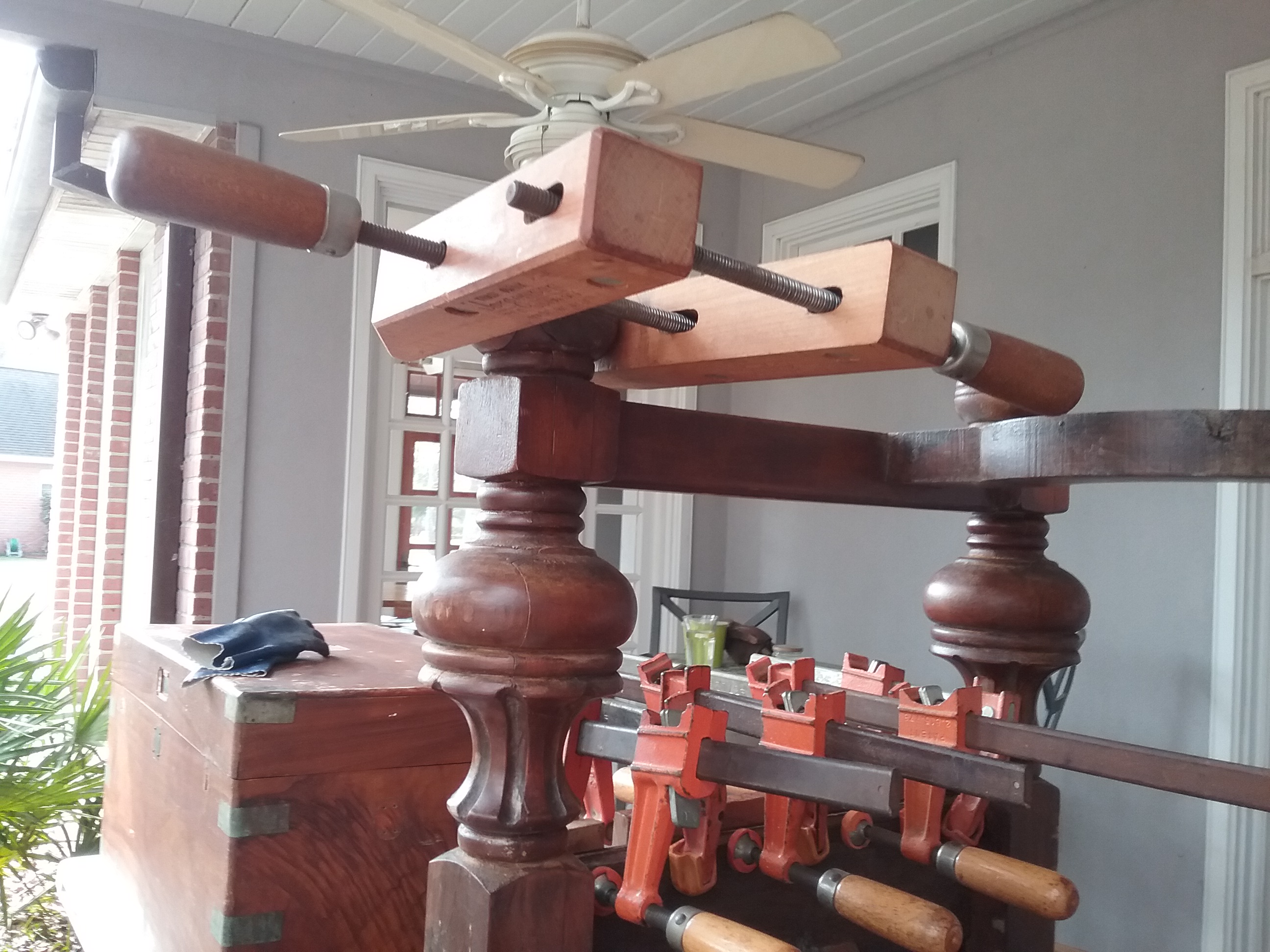 clamping table legs | Heirloom Restored